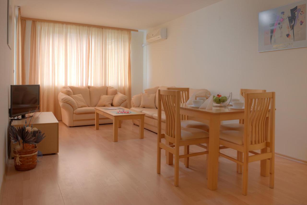 Marina And Panorama Apartments Светий Влас Екстер'єр фото