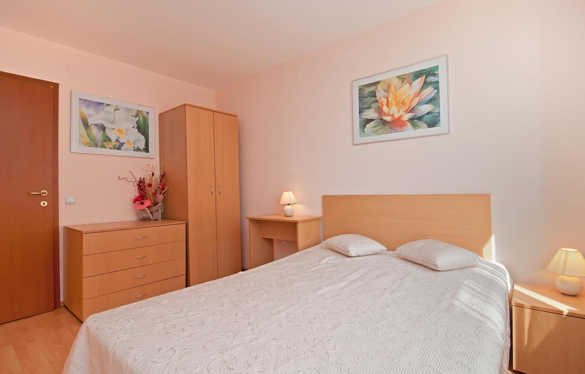 Marina And Panorama Apartments Светий Влас Екстер'єр фото